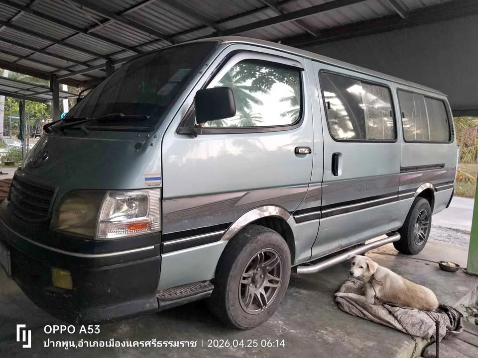 2001 Toyota Commuter IV (H100) 2