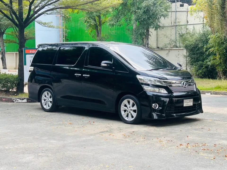 2011 Toyota Alphard, Vellfire II (AH20) 3