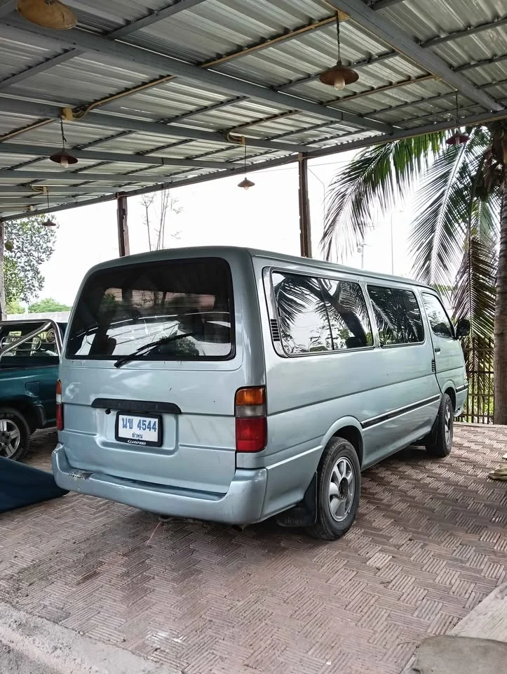 1995 Toyota Commuter IV (H100) 3