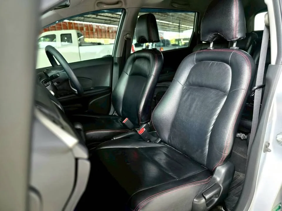 2017 Honda Mobilio II 3