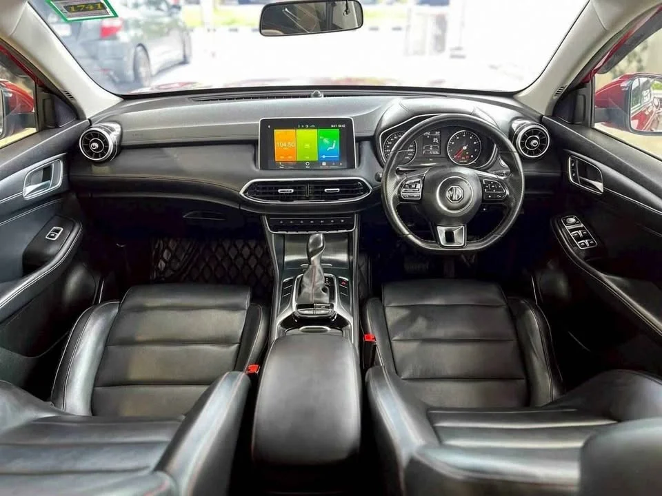 2019 MG HS 2