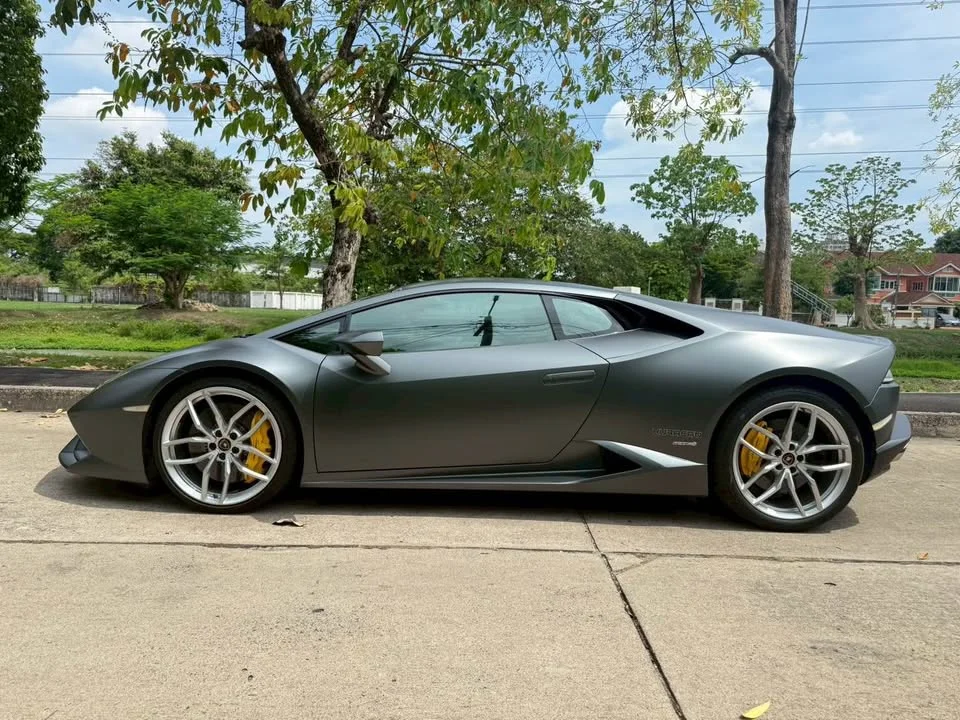 2015 Lamborghini Huracan 2