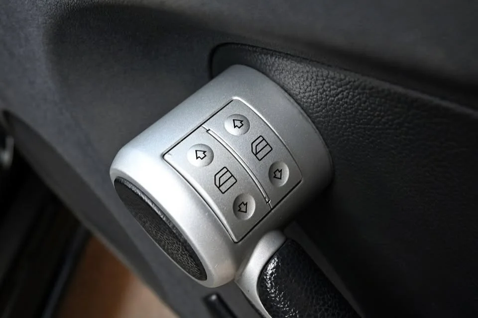 2005 Benz SLK-Class R171 3