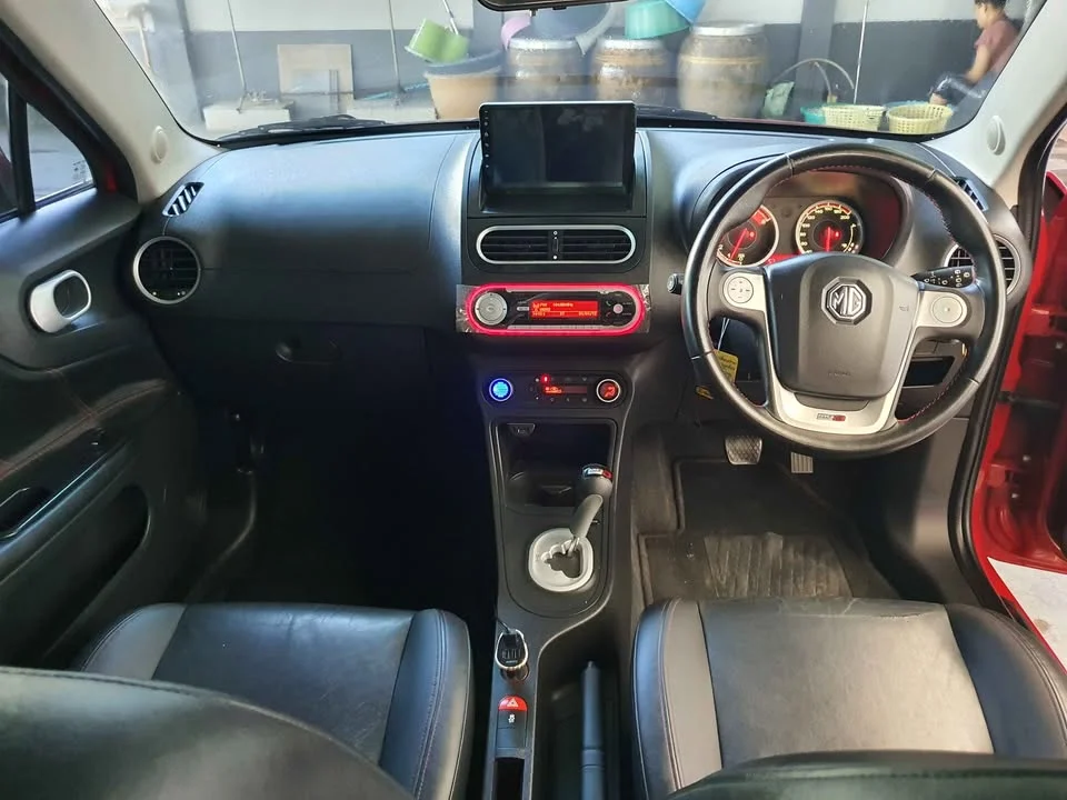 2016 MG 3 II 3