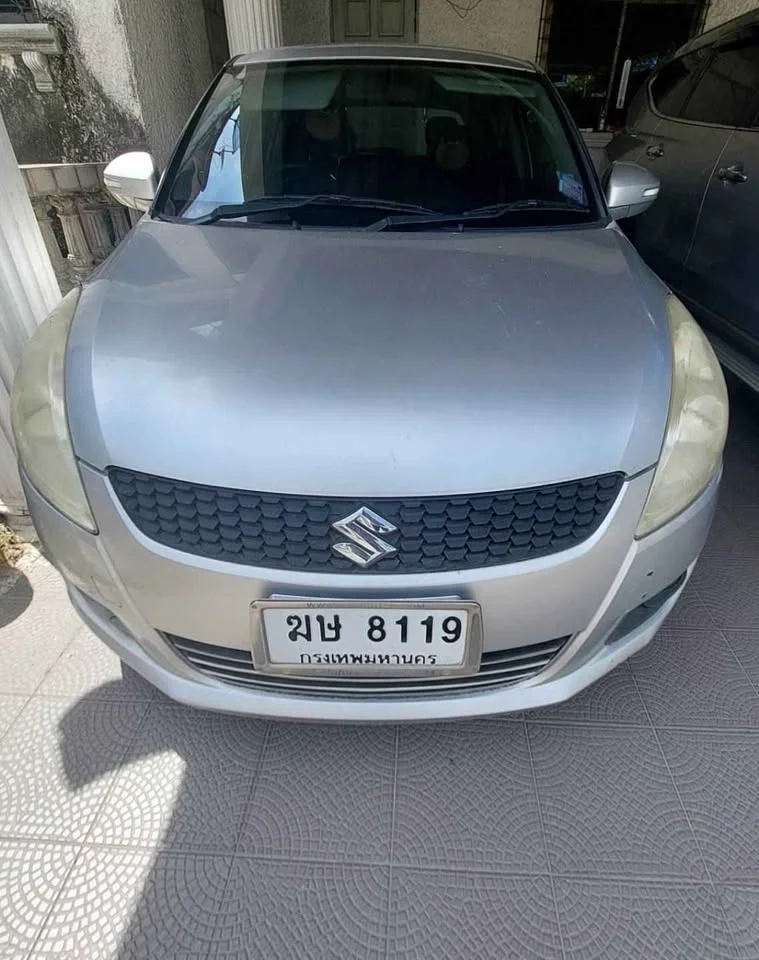 2012 Suzuki Swift II 2