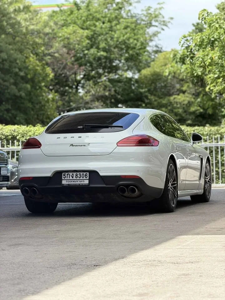 2015 Porsche Panamera I 3