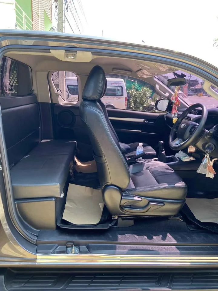 2020 Toyota Hilux VIII 3