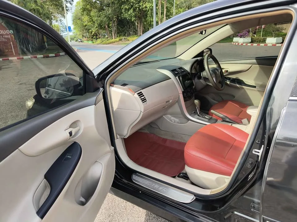 2009 Toyota Corolla Altis X (E140) 3