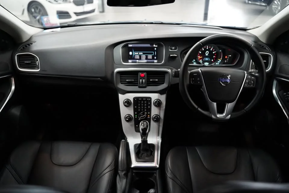 2015 Volvo V40 II 3