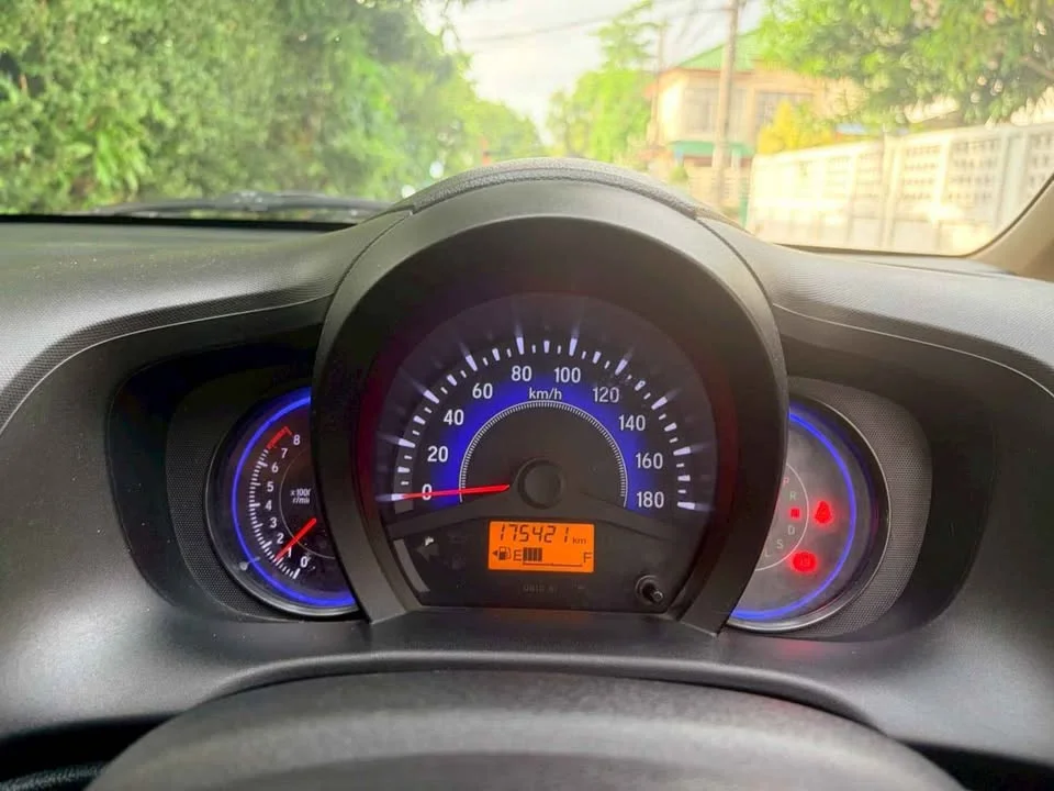 2015 Honda Mobilio II 3