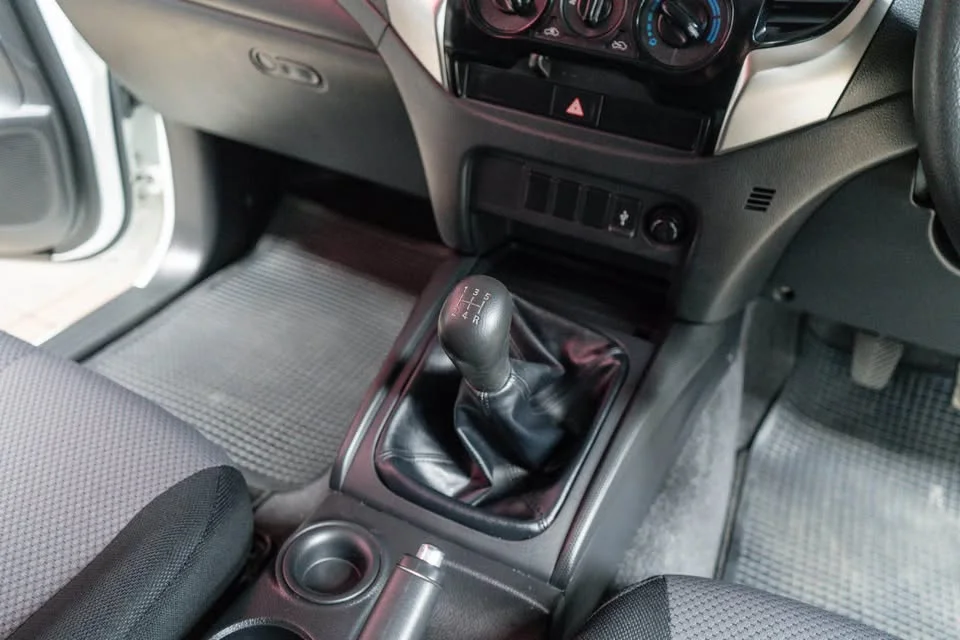 2022 Mitsubishi Triton V 2
