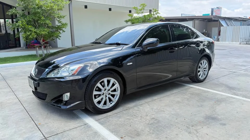 2006 Lexus IS II 2