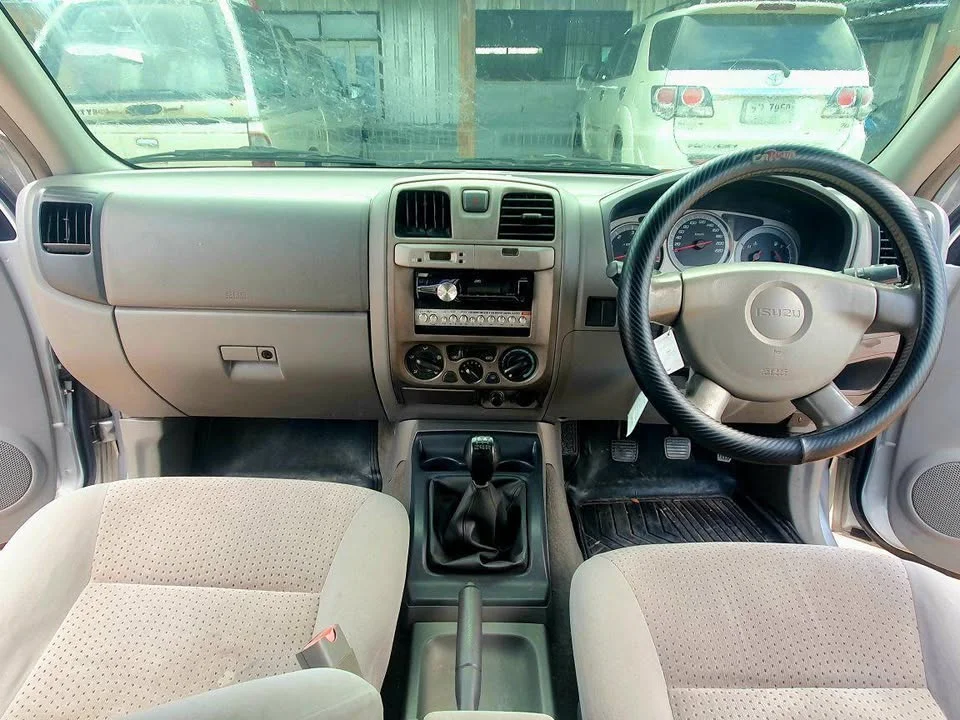 2005 Isuzu D-Max I 3