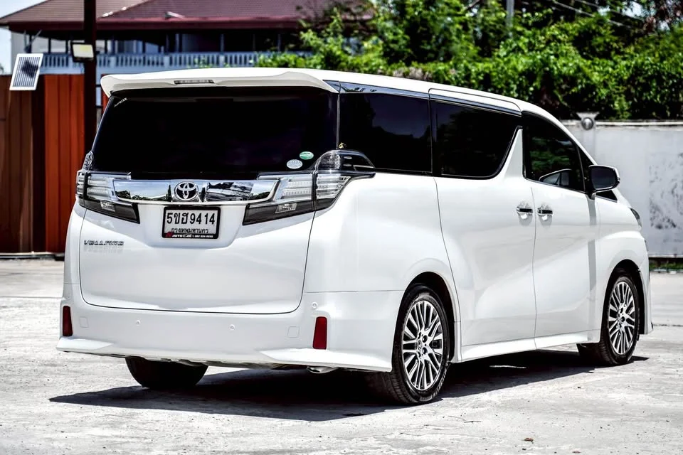2015 Toyota Alphard, Vellfire III (AH30) 3