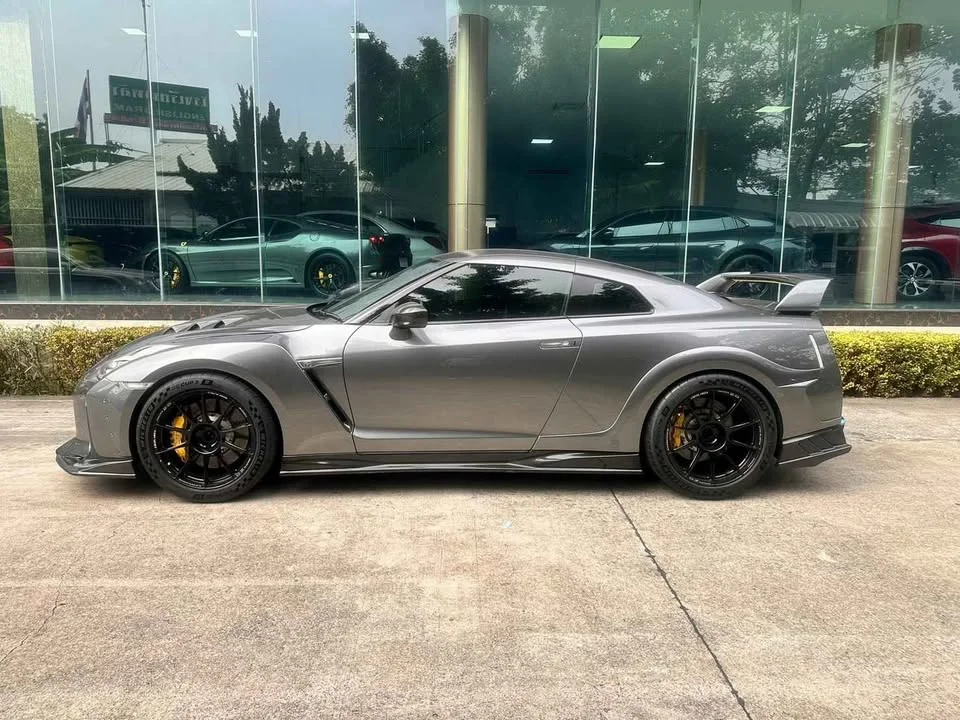 2009 Nissan GT-R R35 2