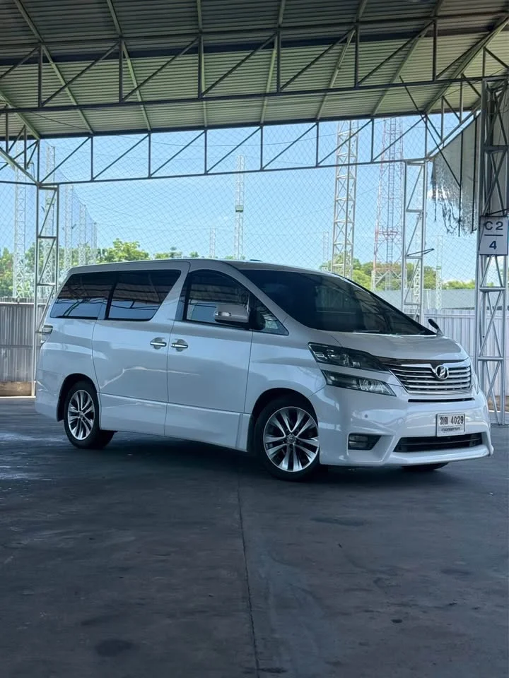 2011 Toyota Alphard, Vellfire II (AH20) 3