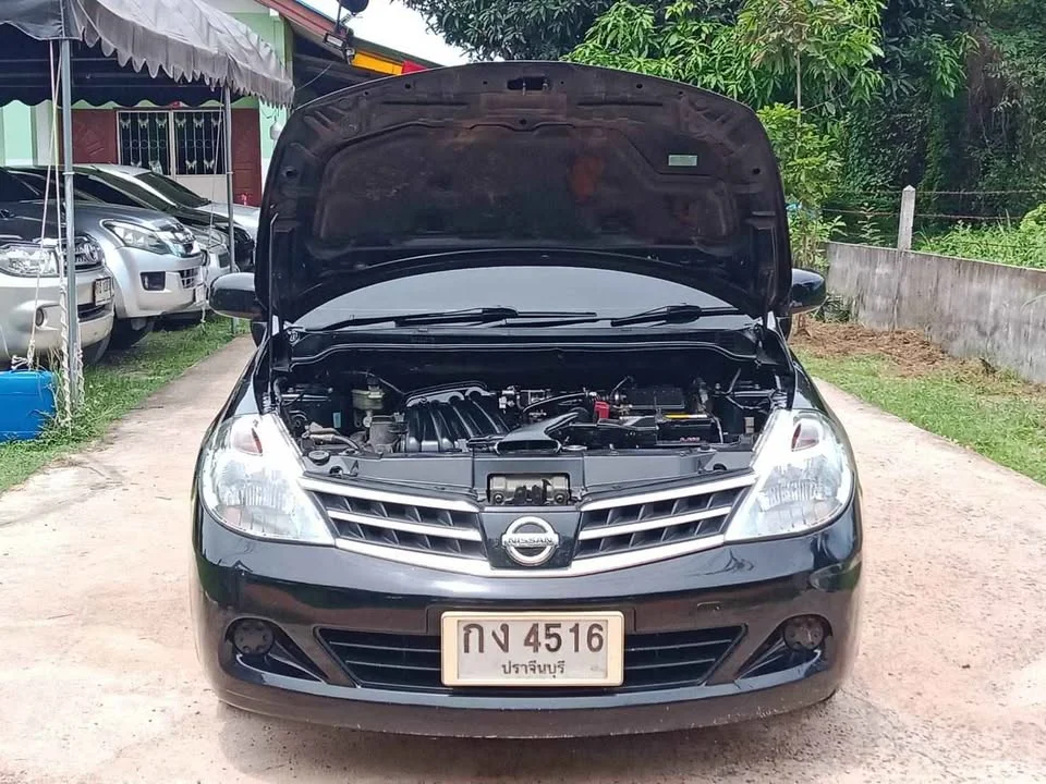 2011 Nissan Tiida I (C11) 3
