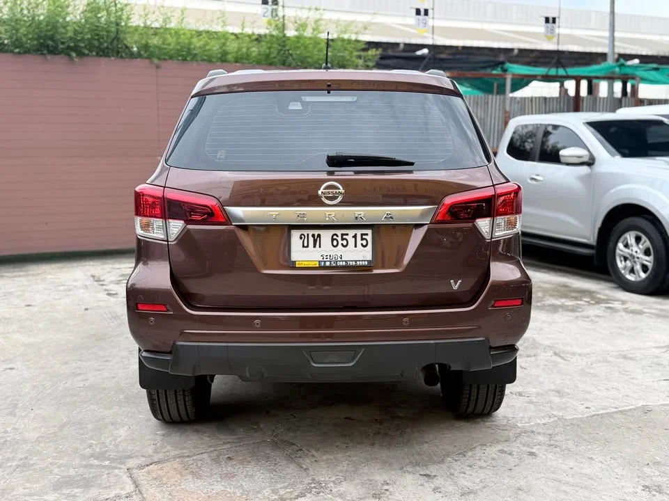2020 Nissan Terra 2
