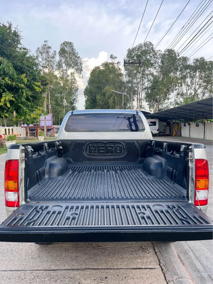 2007 Toyota Hilux VII 3