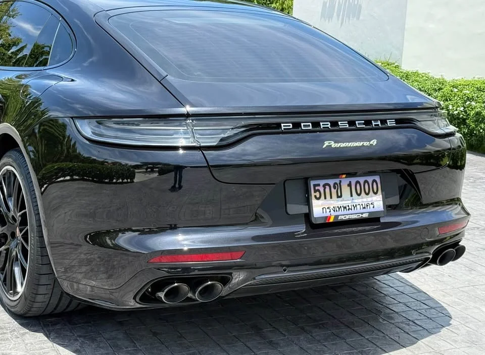2021 Porsche Panamera II 2