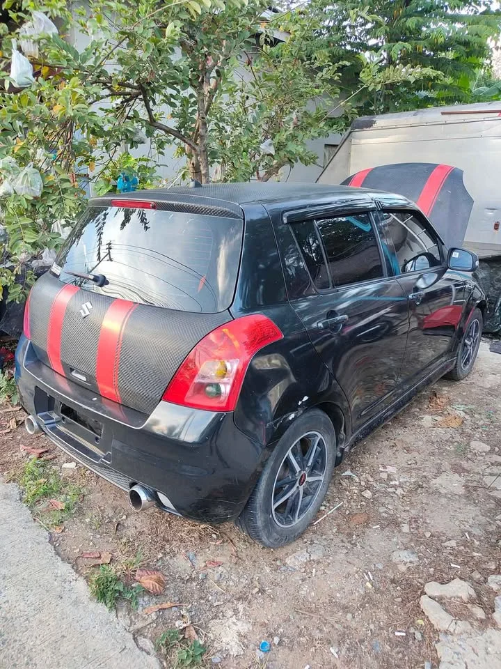 2011 Suzuki Swift I 3