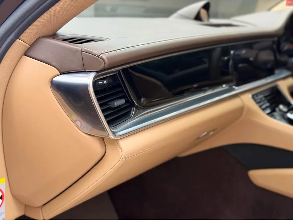2018 Porsche Panamera II 3