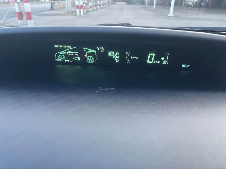 2011 Toyota Prius III 3