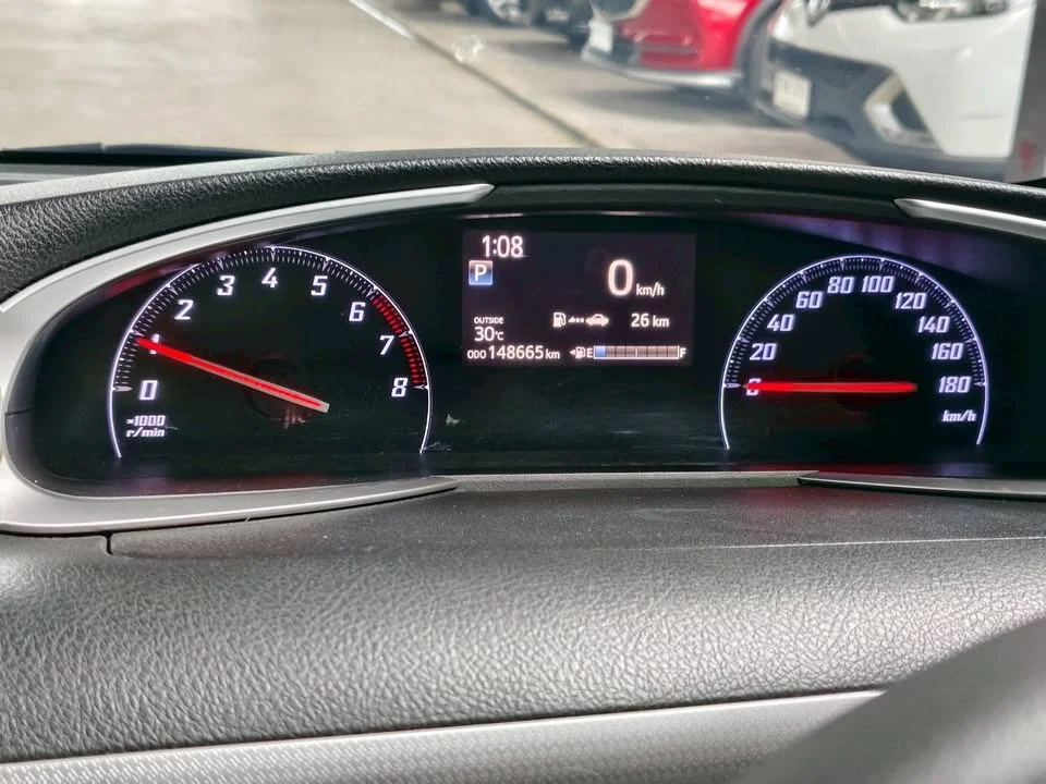2019 Toyota Sienta II 3