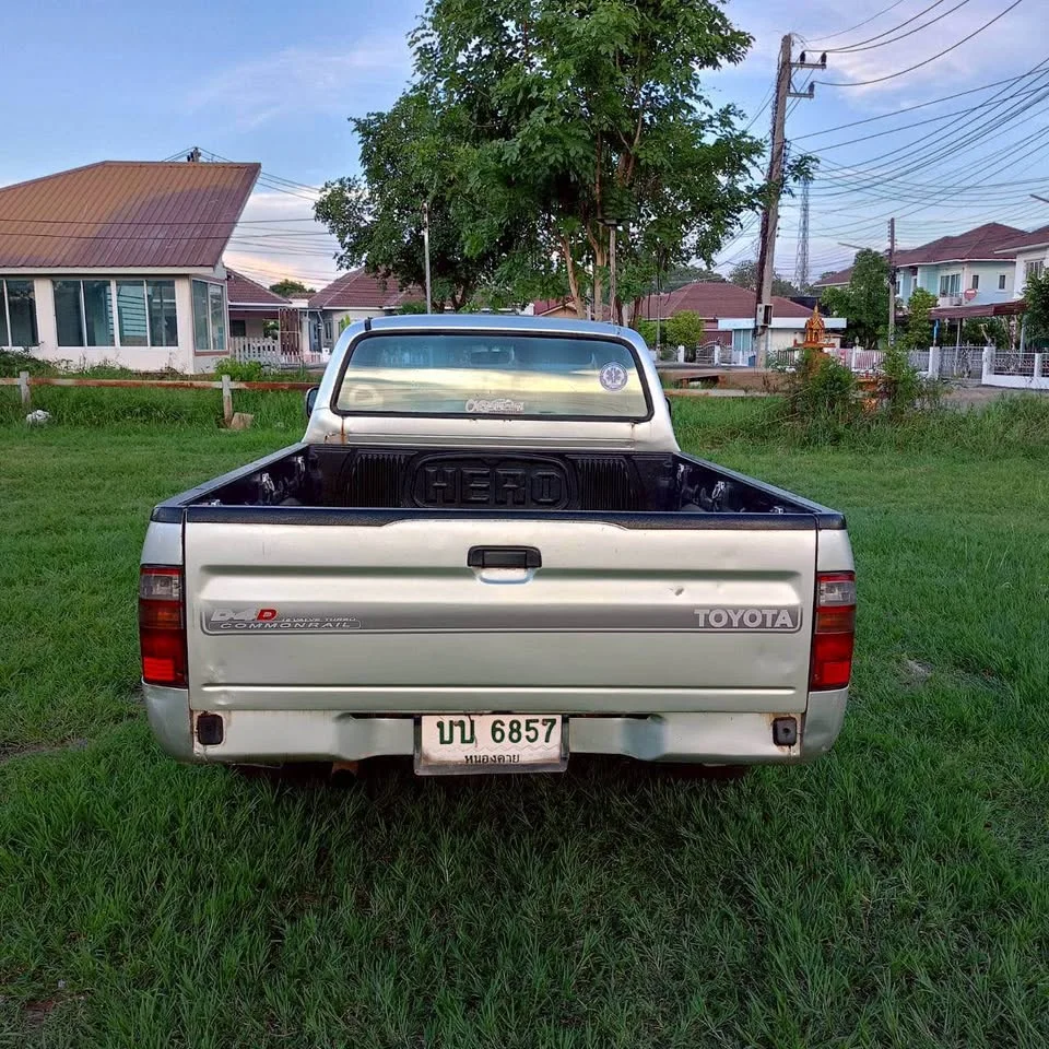 2004 Toyota Hilux Tiger VI 2