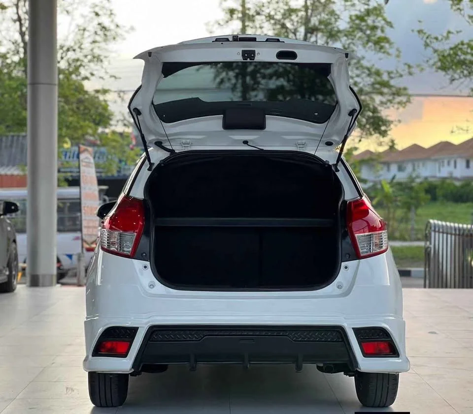2014 Toyota Yaris III 3