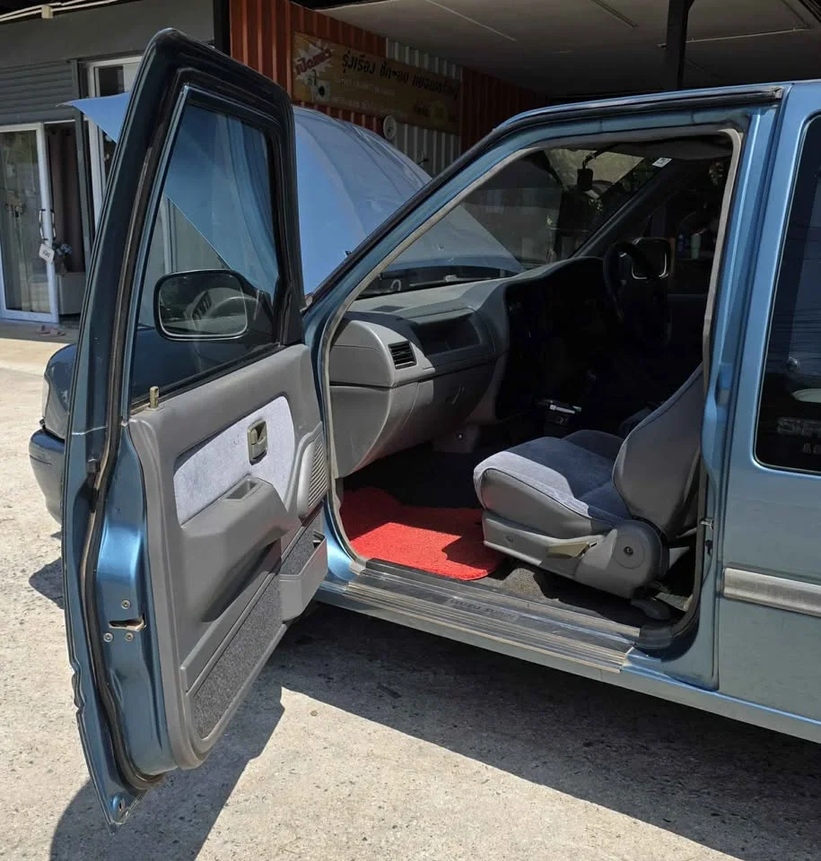 2000 Isuzu Faster Dragon Eyes III 2