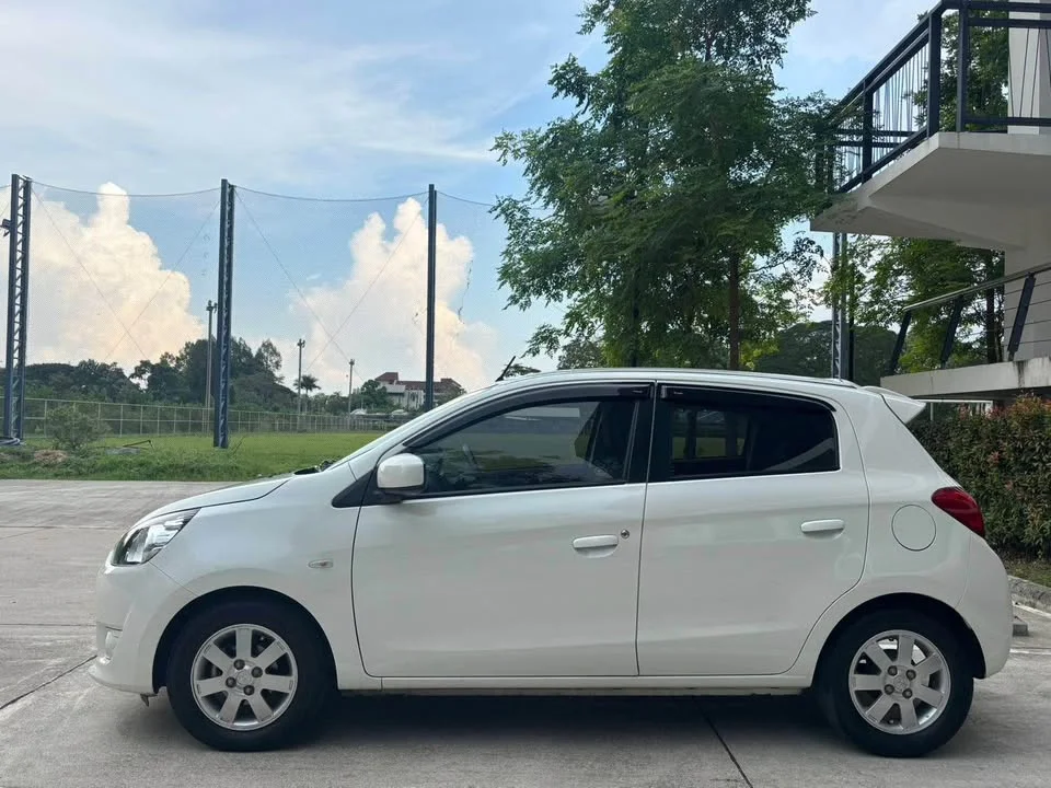 2012 Mitsubishi Mirage VI 3