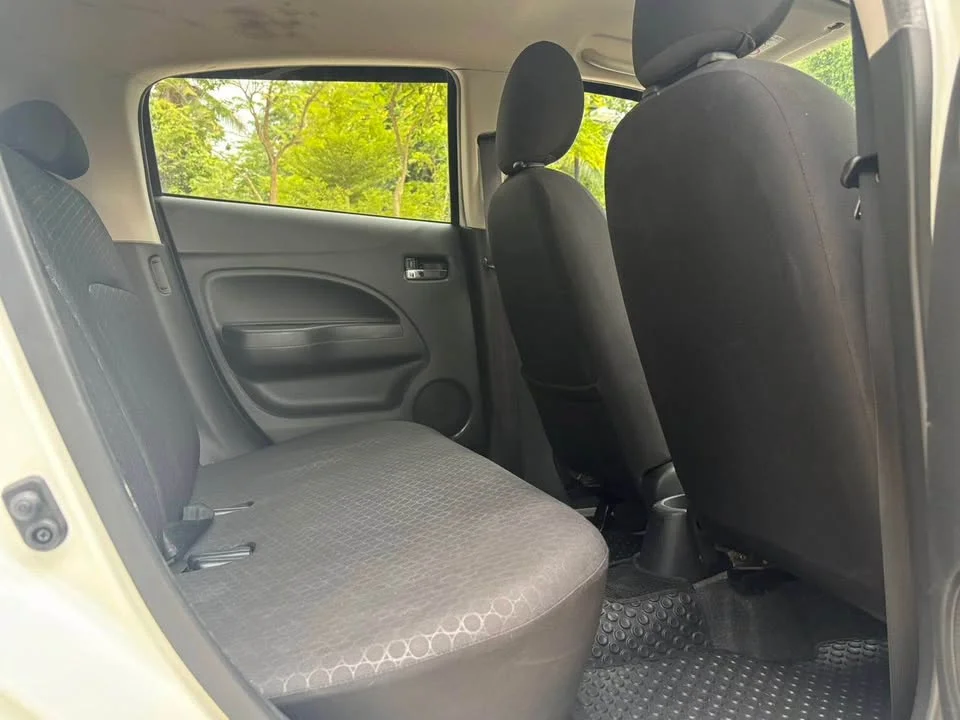 2012 Mitsubishi Mirage VI 2