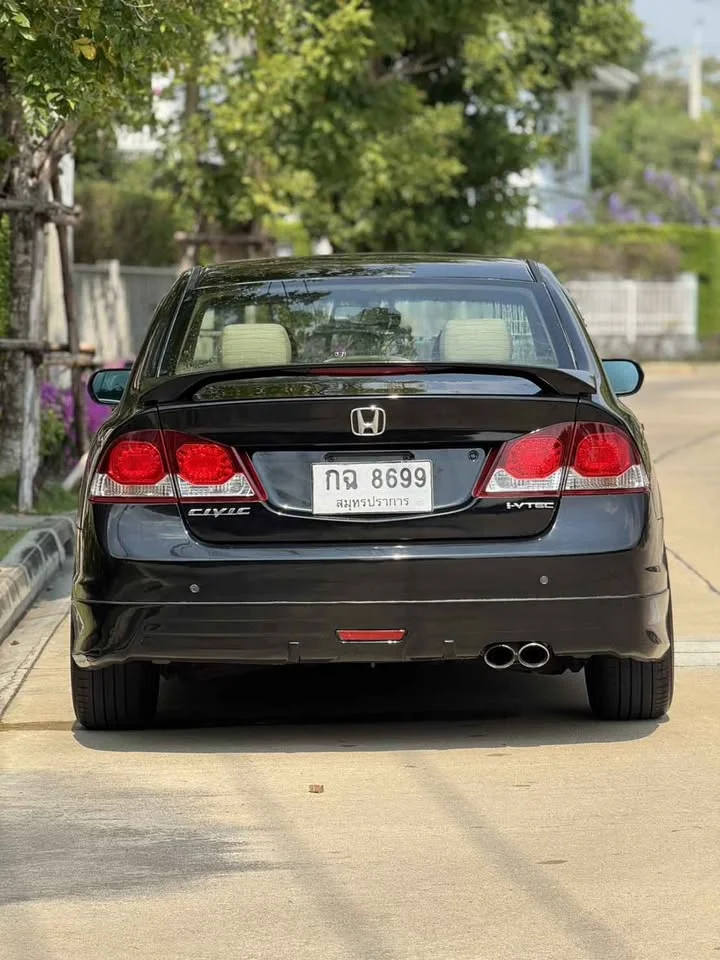 2011 Honda Civic VIII 3