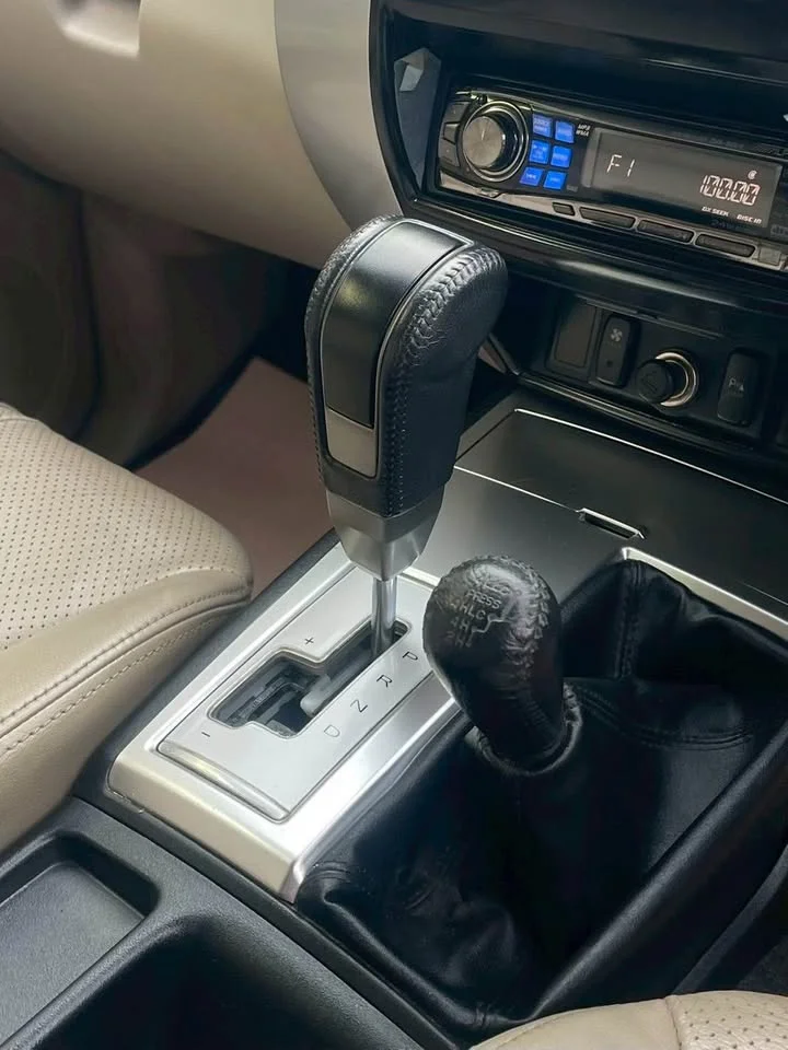 2013 Mitsubishi Pajero Sport II 2