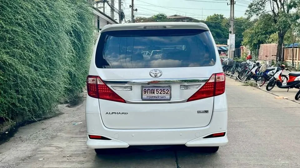 2014 Toyota Alphard, Vellfire II (AH20) 3