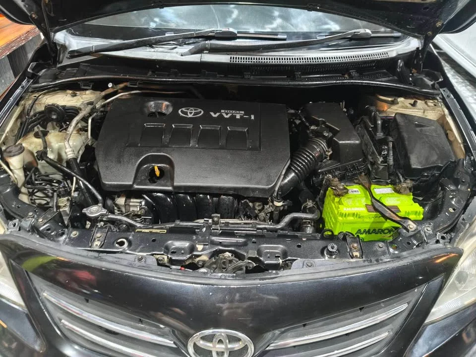 2010 Toyota Corolla Altis X (E140) 3