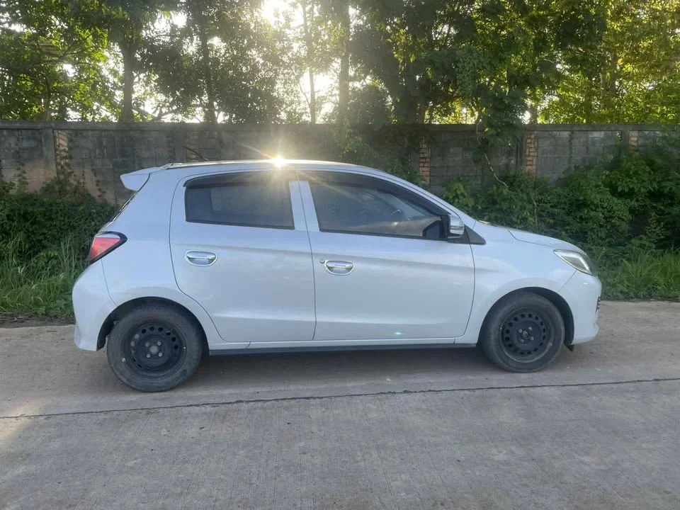 2020 Mitsubishi Mirage VI 2