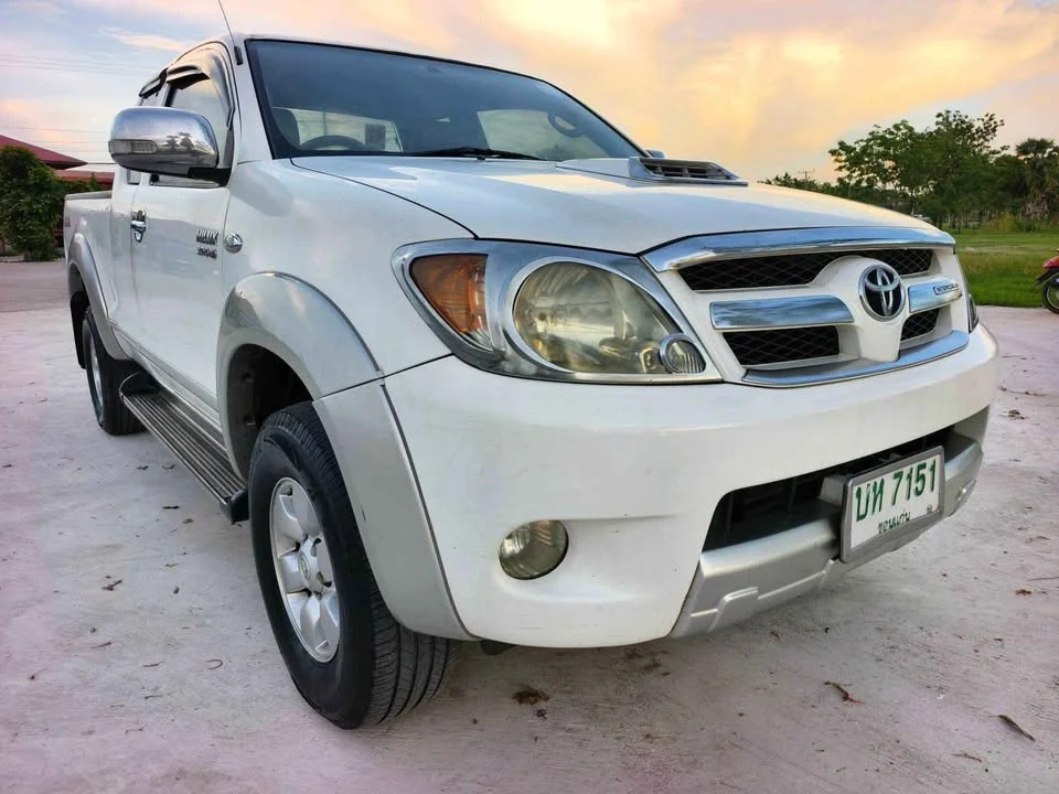 2007 Toyota Hilux VII 3