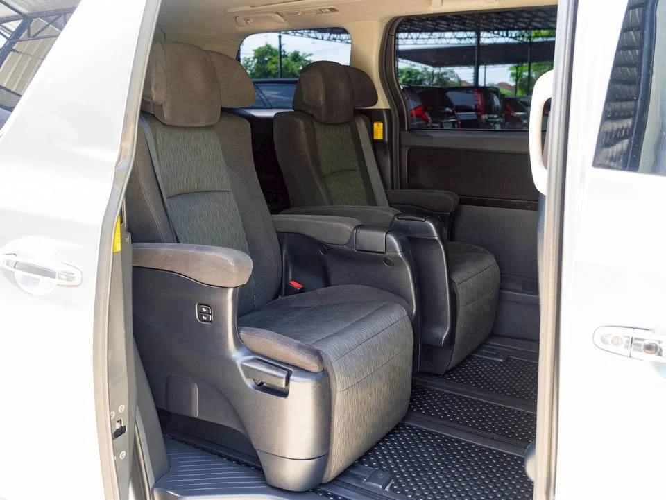 2012 Toyota Alphard, Vellfire II (AH20) 2