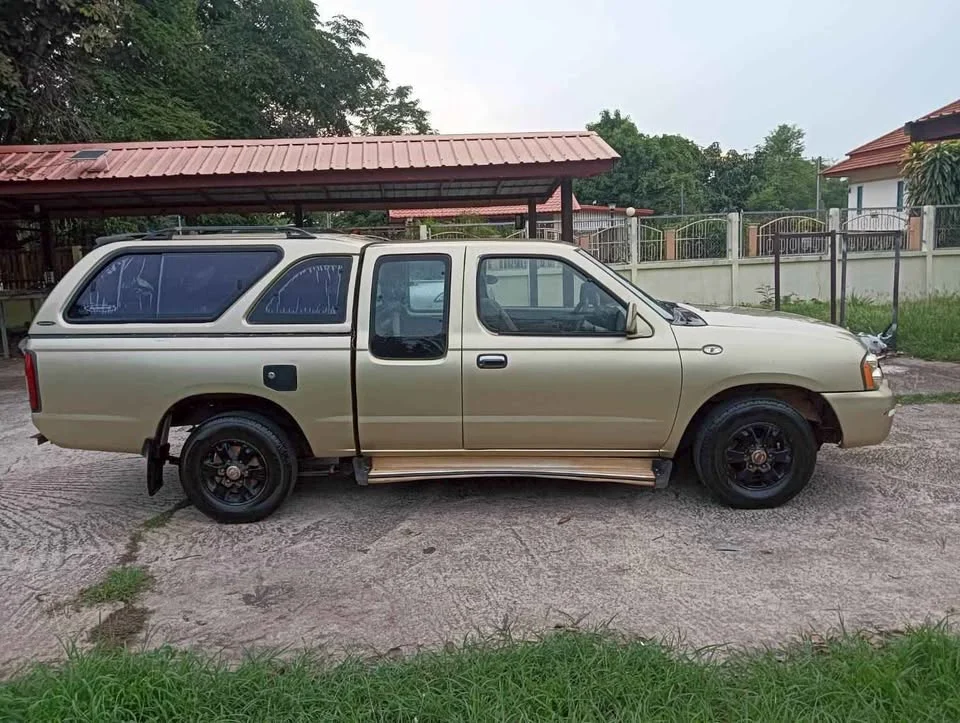 2004 Toyota Hilux Tiger VI 3