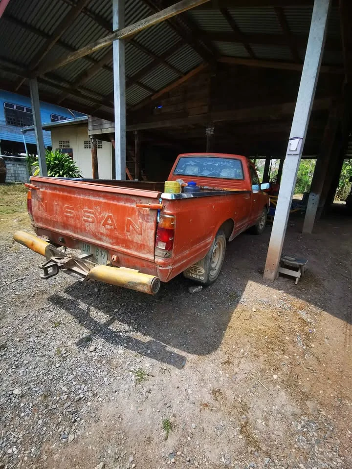 2000 Mitsubishi Triton I  3