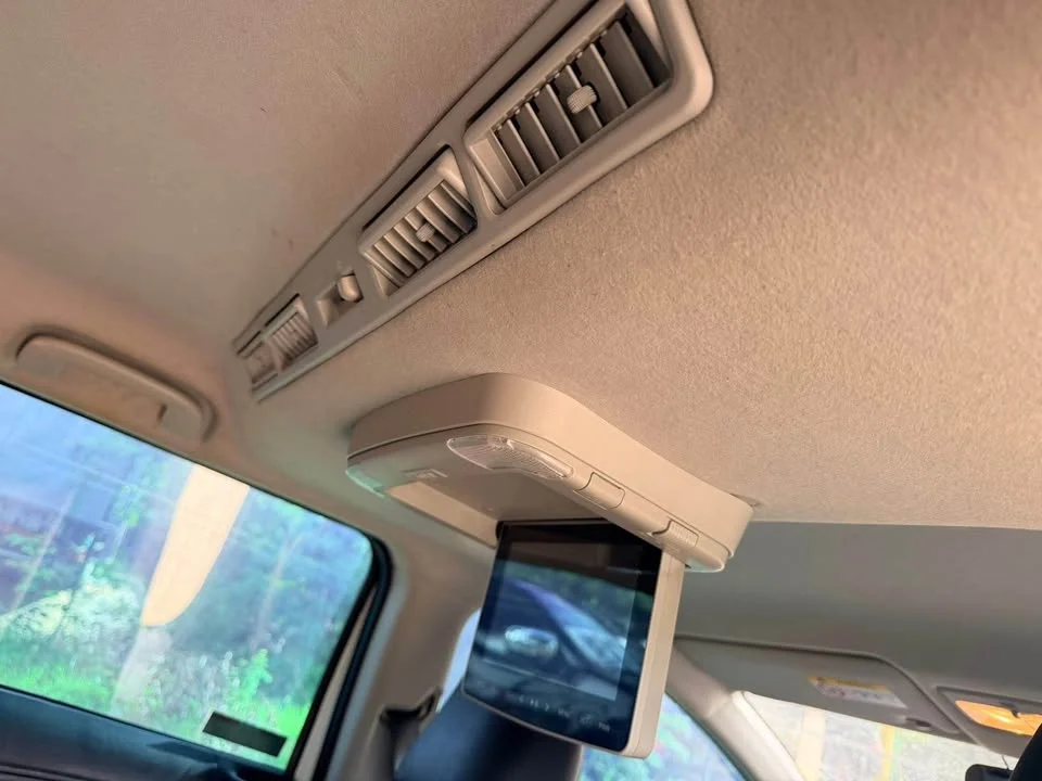 2016 Toyota Sienta II 3