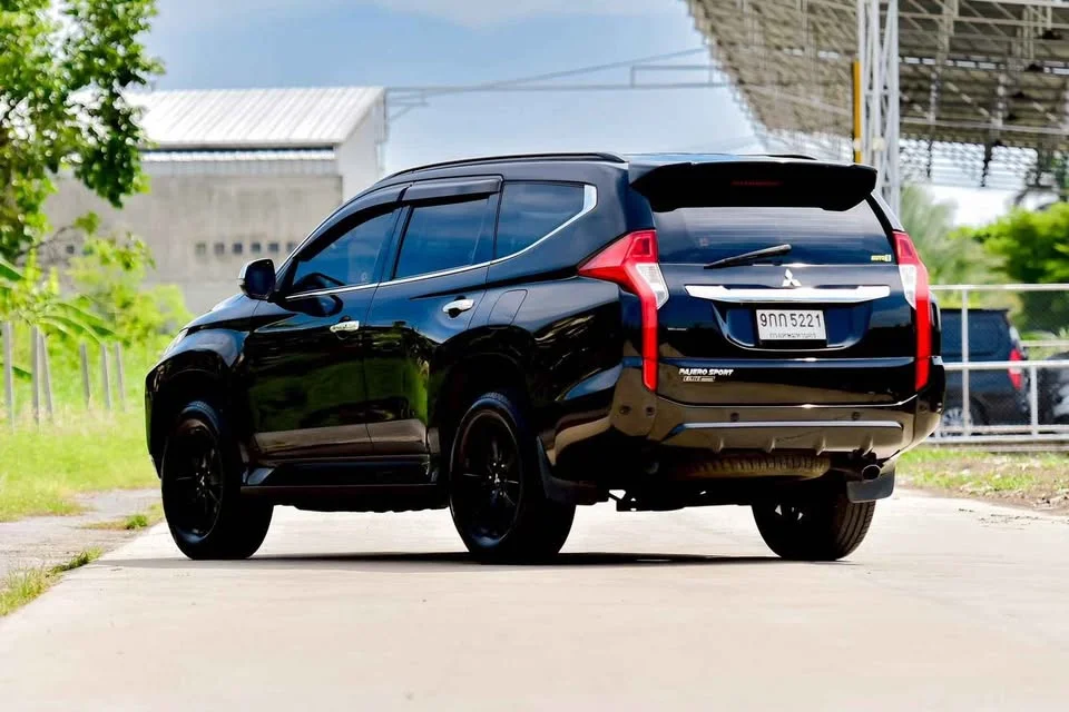 2019 Mitsubishi Pajero Sport III 3