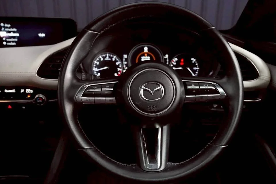 2020 Mazda 3 IV 2