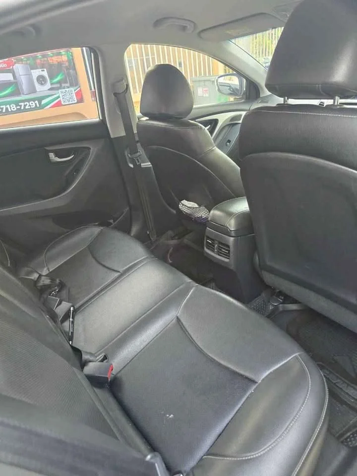 2014 Hyundai Elantra V 2