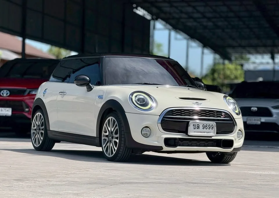 2019 Mini Hatch  III 2