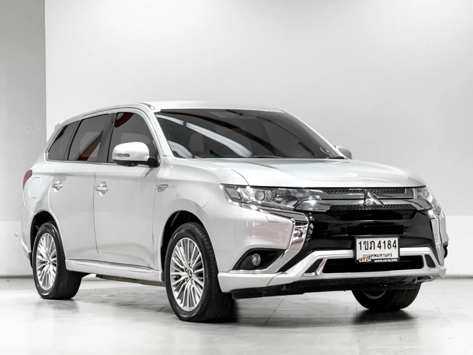2020 Mitsubishi Outlander III 3