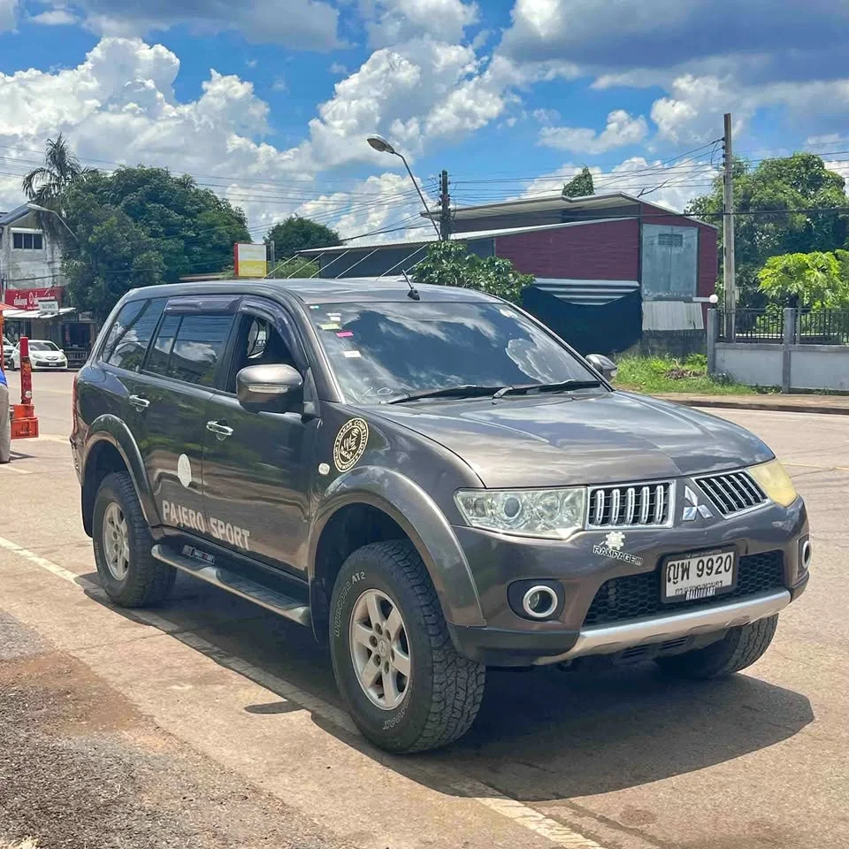 2011 Mitsubishi Pajero Sport II 2