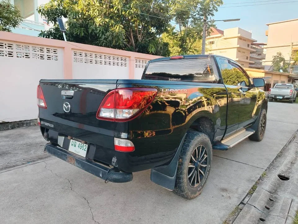 2012 Mazda BT-Series II 3